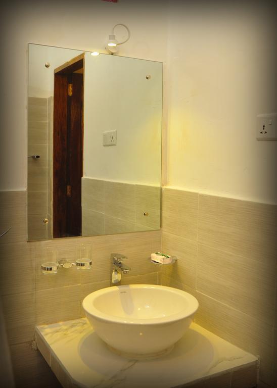 Knight'S Heaven Apartment Kandy Bagian luar foto